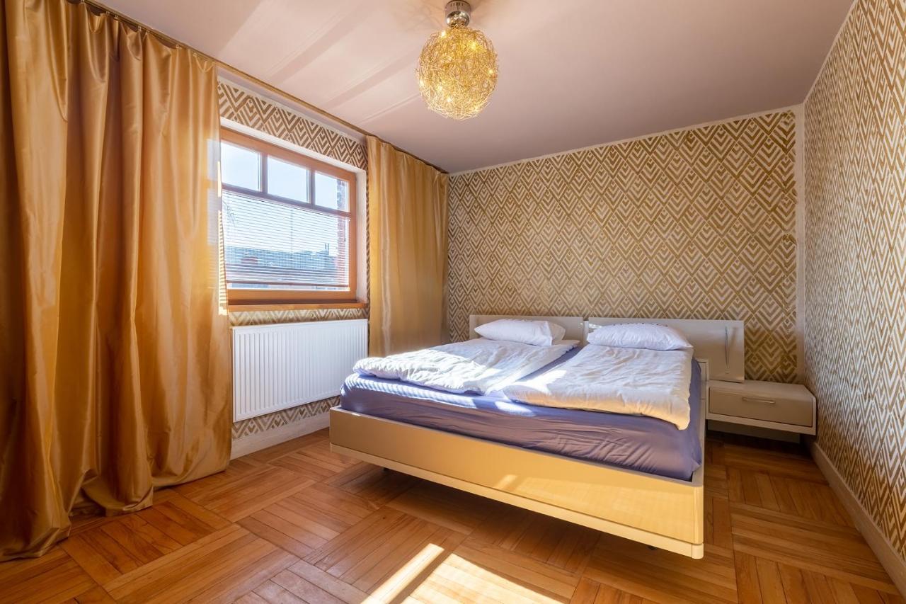 Patek Premium Apartments - Airport Lawica & Mtp & Car Races & International Trade Fairs Skorzewo  Экстерьер фото