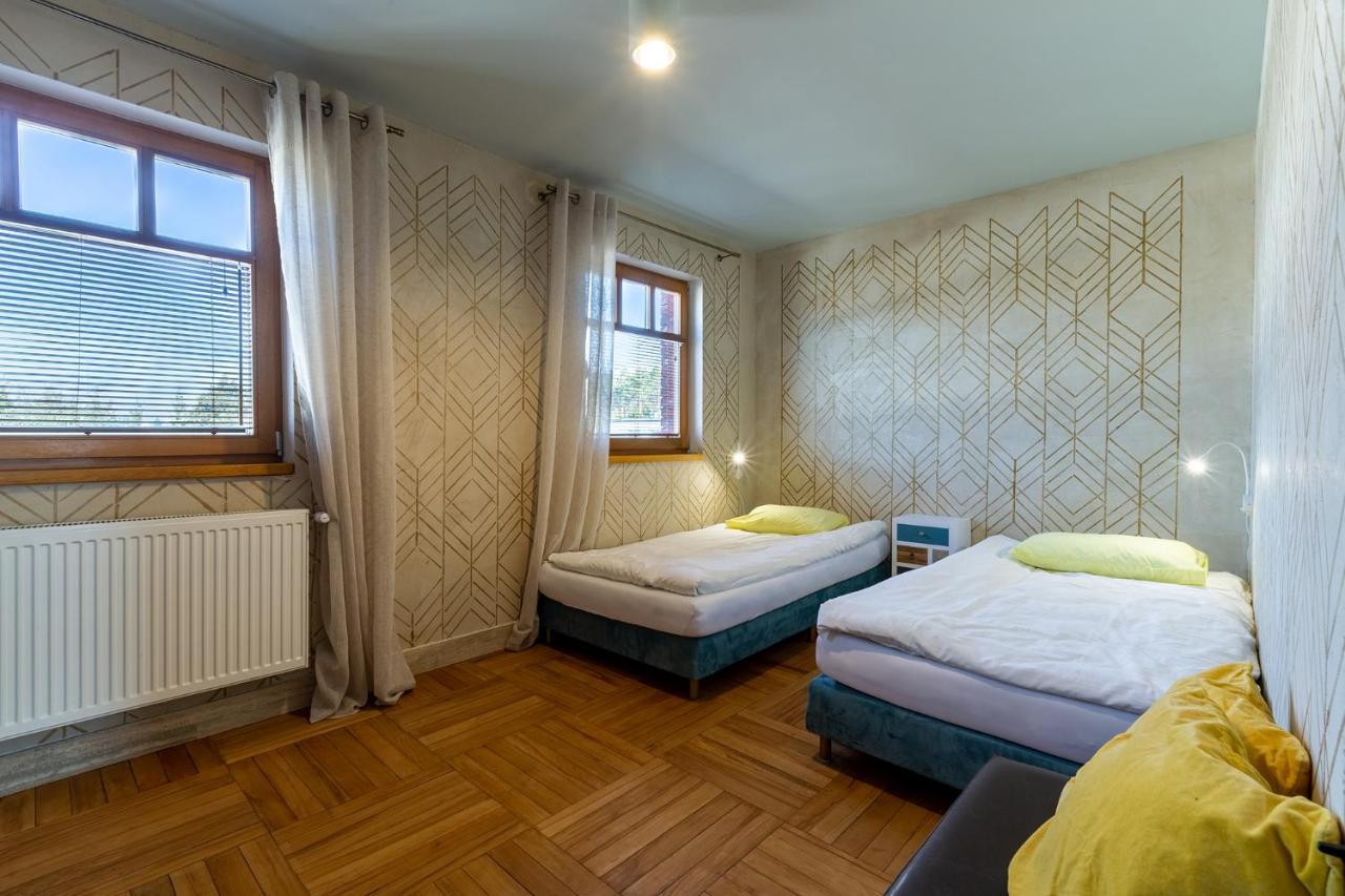 Patek Premium Apartments - Airport Lawica & Mtp & Car Races & International Trade Fairs Skorzewo  Экстерьер фото